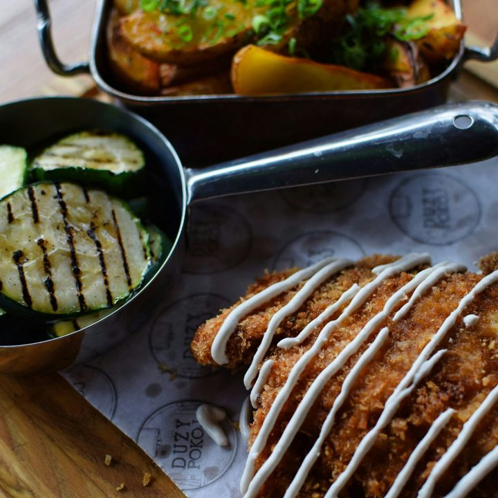 Kotlet z grillowaną cukinią